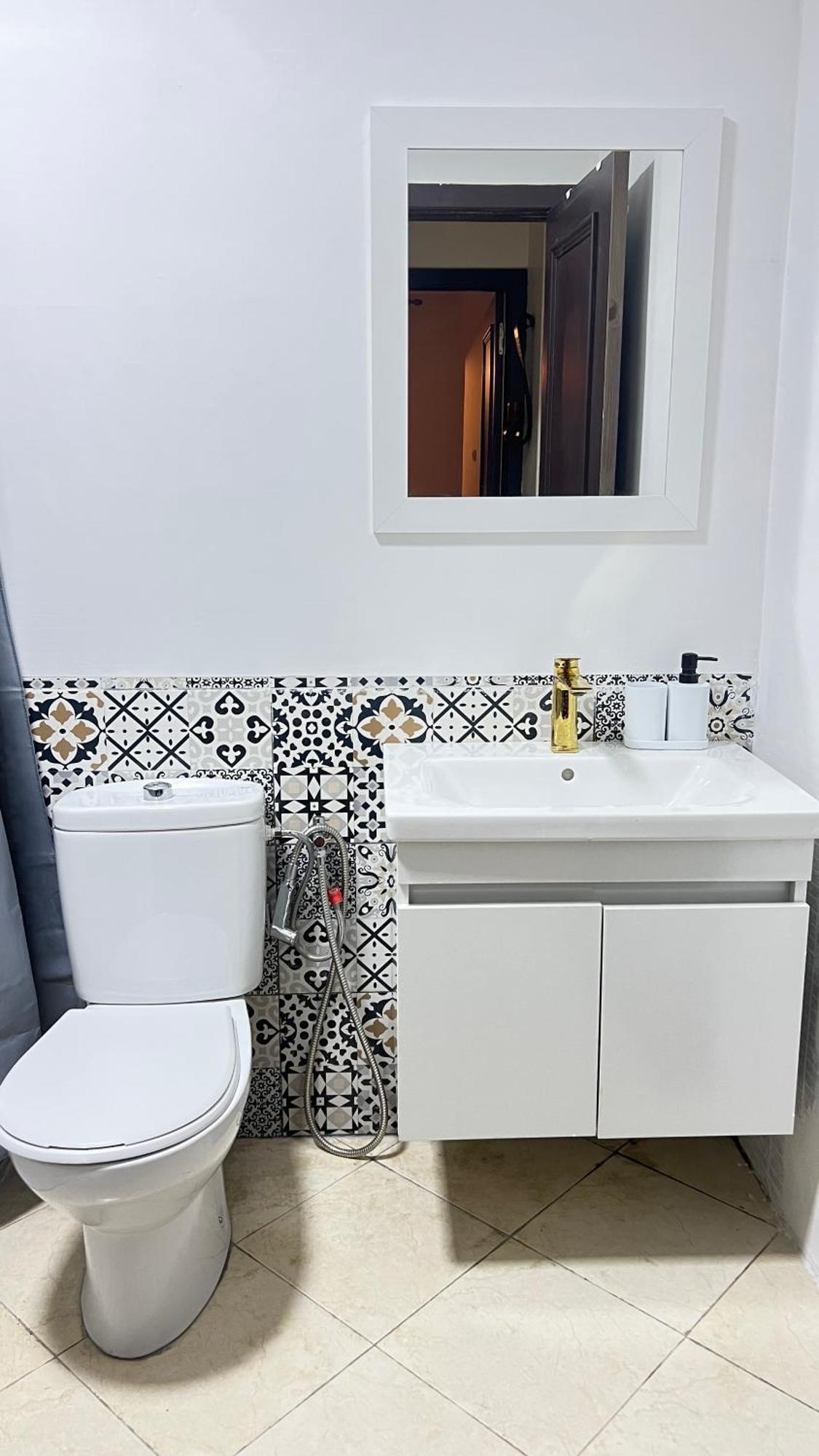 Magnifique Appartement Spacieux Confort Propre Familial 2 Chambres Salon Et Salle A Manger A 20Mn A Pied De Place Jemaa El Fina 4 Piscines Dans Espace De Golf A 12 Mn En Voitures L Entree Est Gratuit Pour La Clientele Ouvert Entre 10H Et 20H Marrakesch Exterior foto